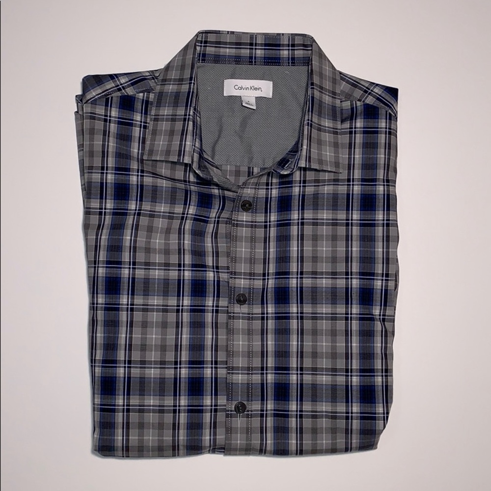 Calvin Klein Button Down Dress Shirt Small